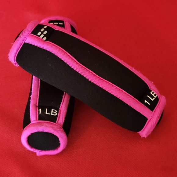 BCG Pair of 1 Lb Hand Weights - Picture 7 of 10